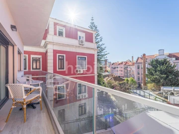 Apartamento T2 para Arrendamento em Arroios
