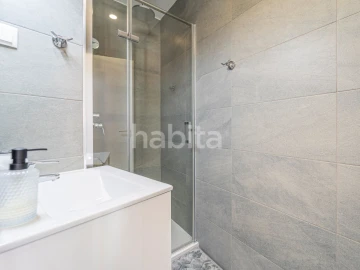 Apartamento T2 para Arrendamento em Arroios