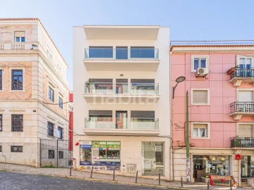 Apartamento T2 para Arrendamento em Arroios
