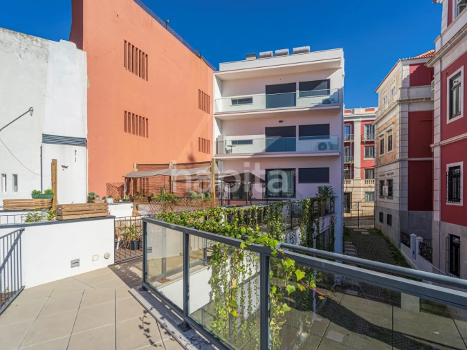 Apartamento T2 para Arrendamento em Arroios Foto 26