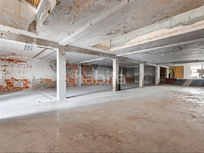 Loja para Arrendamento em Paranhos Foto 5