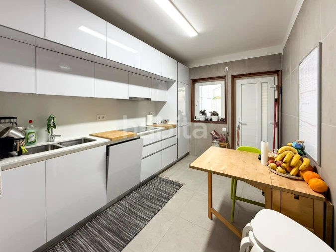 Moradia T5 para Venda em Mafamude e Vilar do Paraíso Foto 7