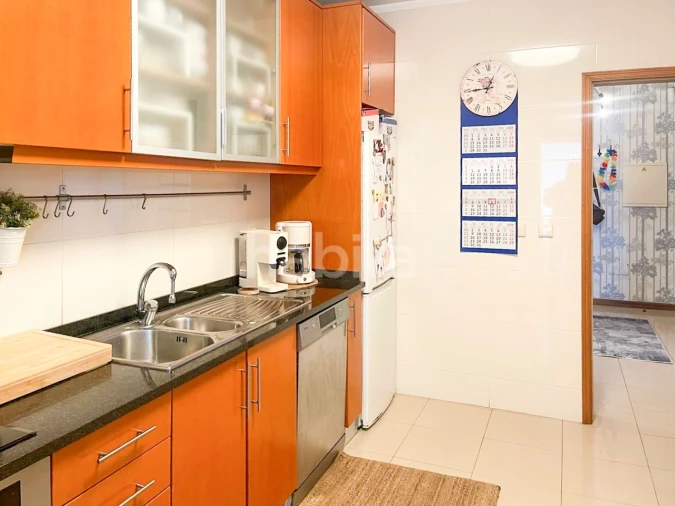 Apartamento T3 para Venda em Guilhabreu Foto 8