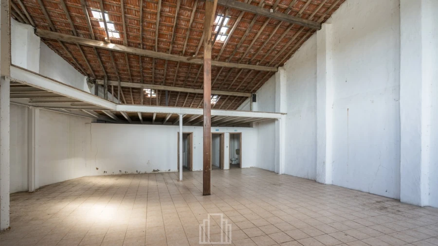 Armazém para Arrendamento em Valega Foto 6