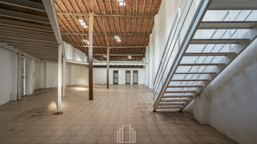 Armazém para Arrendamento em Valega Foto 8