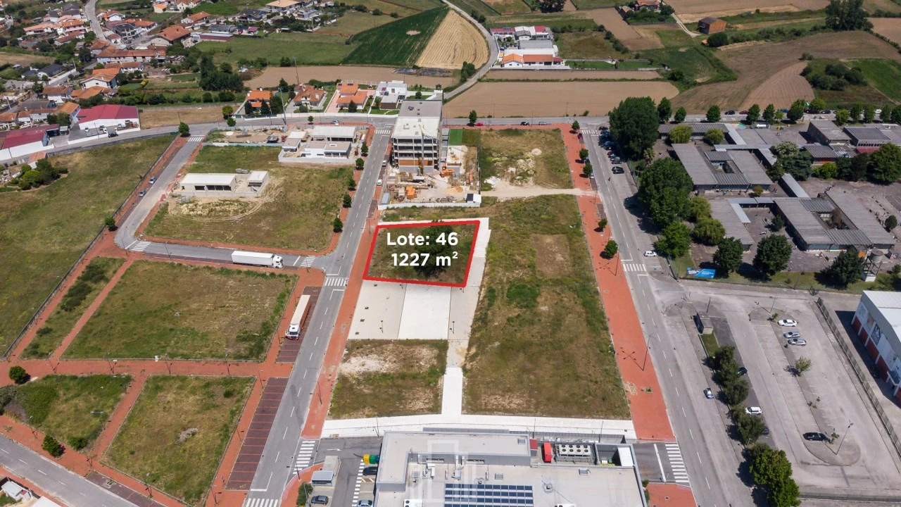 Terreno para Venda em Avanca Foto 1