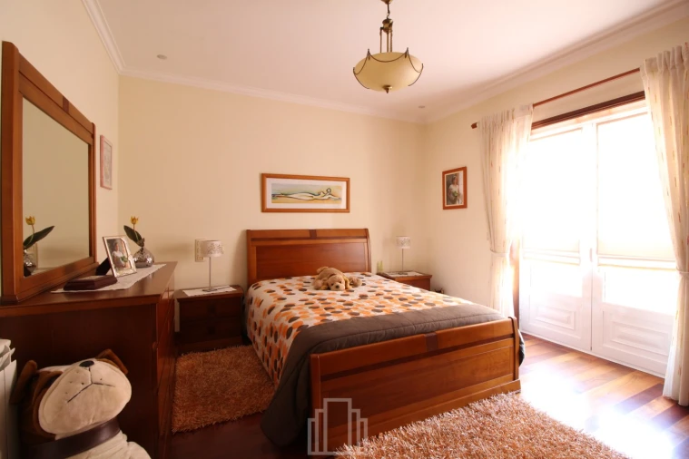 Moradia T4 para Venda em Esmoriz Foto 18