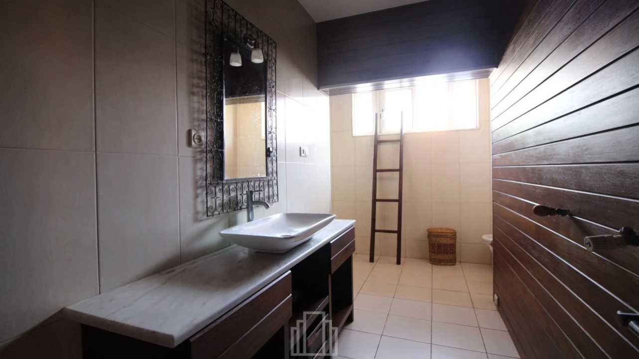 Moradia T3 para Venda em Santa Maria de Lamas Foto 9