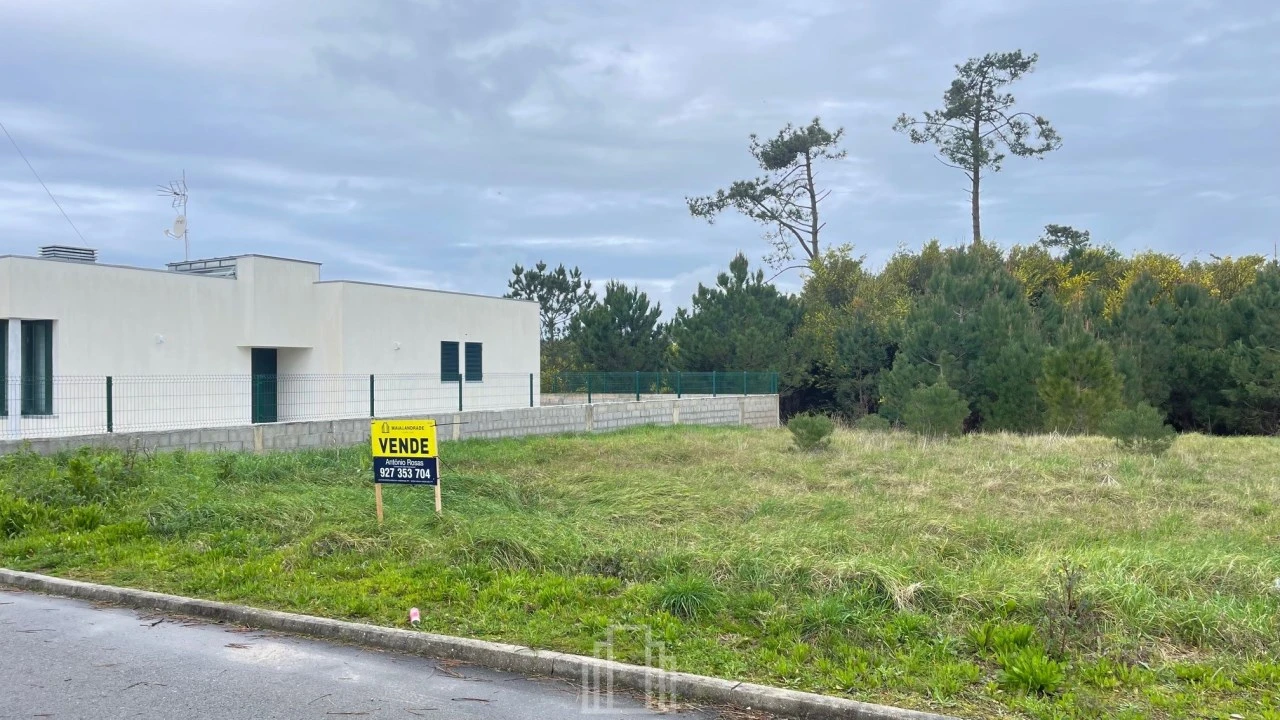 Terreno para Venda em Torreira Foto 1