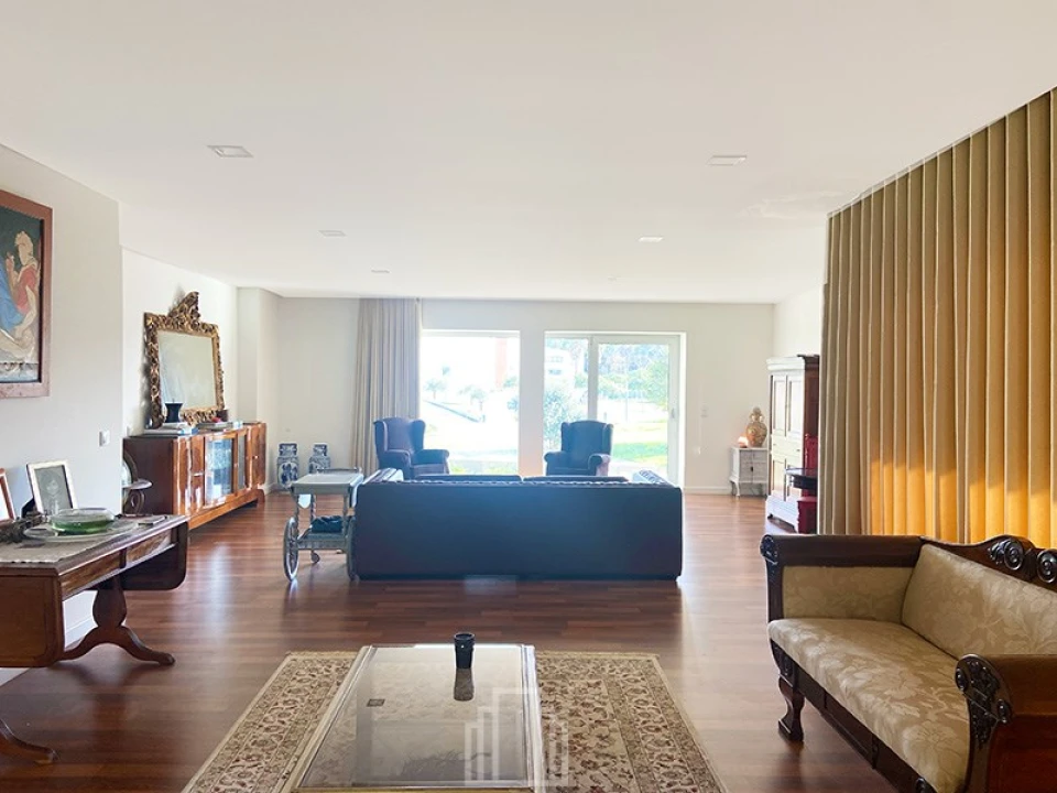 Moradia T4 para Venda em Cortegaça Foto 7