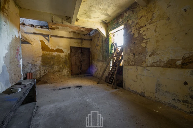 Moradia T7 para Venda em Silvalde Foto 16