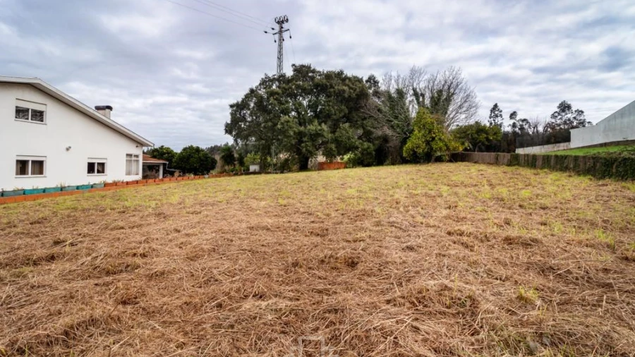 Terreno para Venda em Salreu
