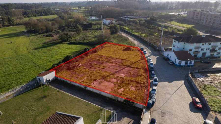 Terreno para Venda em Ovar, São João, Arada e São Vicente de Pereira Jusã Foto 1