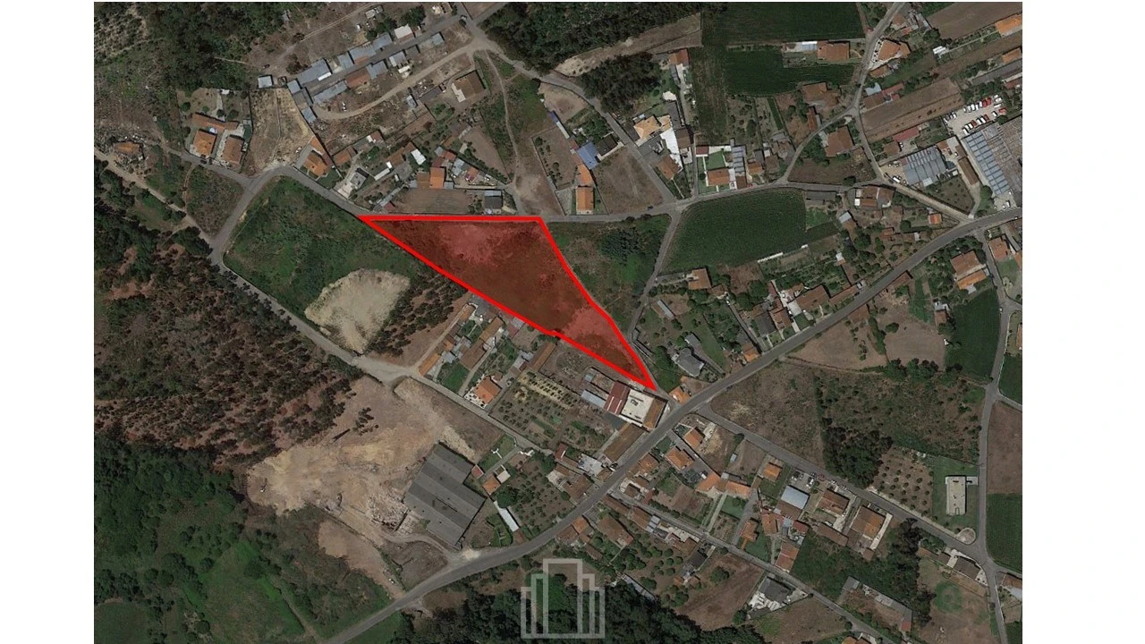 Terreno para Venda em Avanca Foto 1