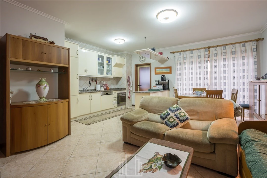 Apartamento T2 para Venda em Ovar, São João, Arada e São Vicente de Pereira Jusã Foto 2