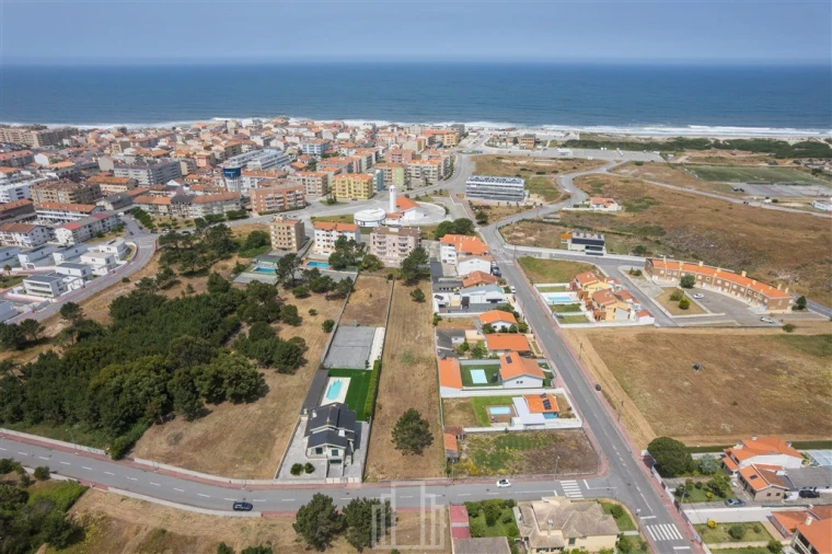 Terreno para Venda em Ovar, São João, Arada e São Vicente de Pereira Jusã Foto 6