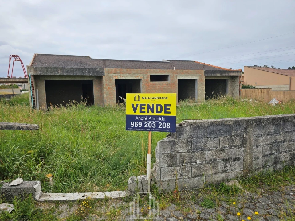 Terreno para Venda em Esmoriz Foto 2