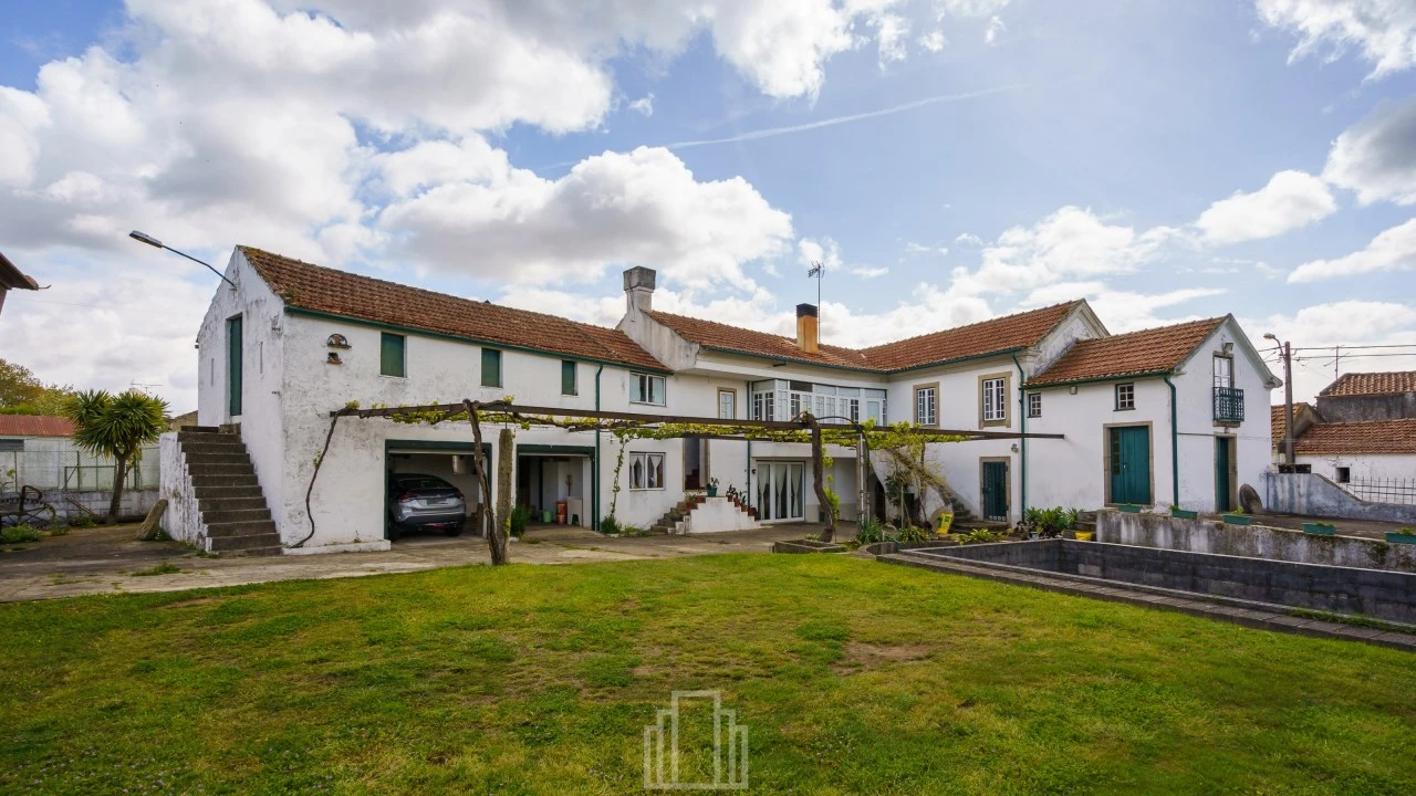 Moradia T4 para Venda em Ovar, São João, Arada e São Vicente de Pereira Jusã Foto 2