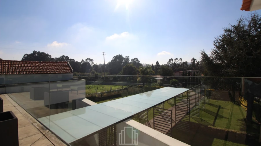 Moradia T5 para Venda em Grijó e Sermonde Foto 23