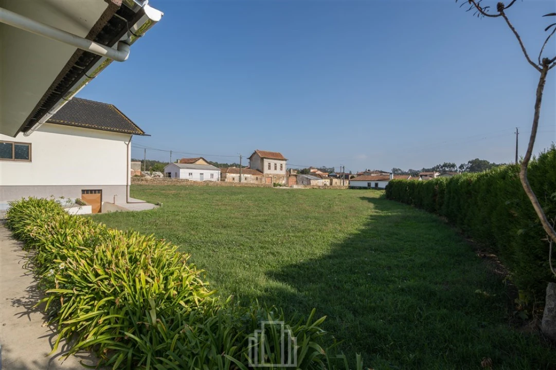 Moradia T3 para Venda em Avanca Foto 37