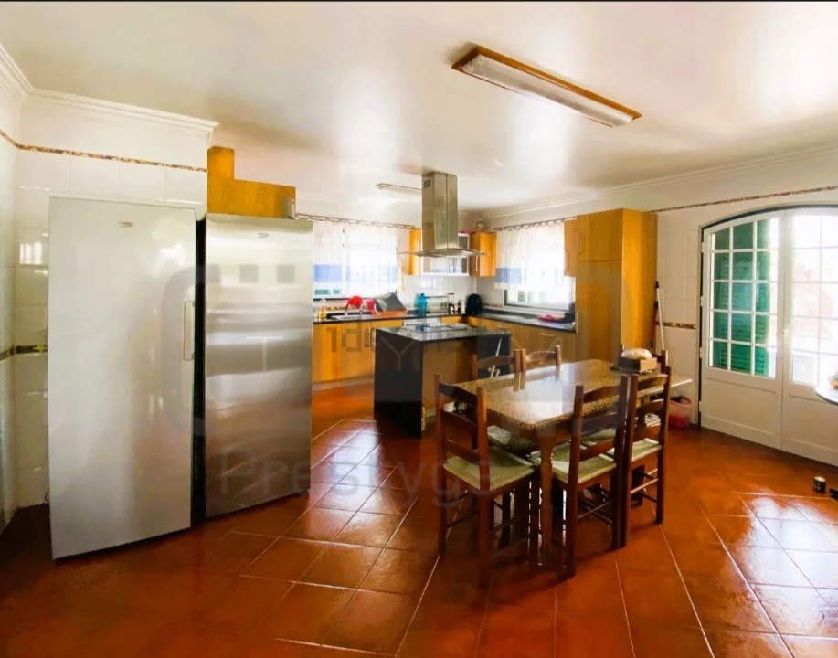 Moradia T3 para Venda em São João Baptista e Santa Maria dos Olivais Foto 3