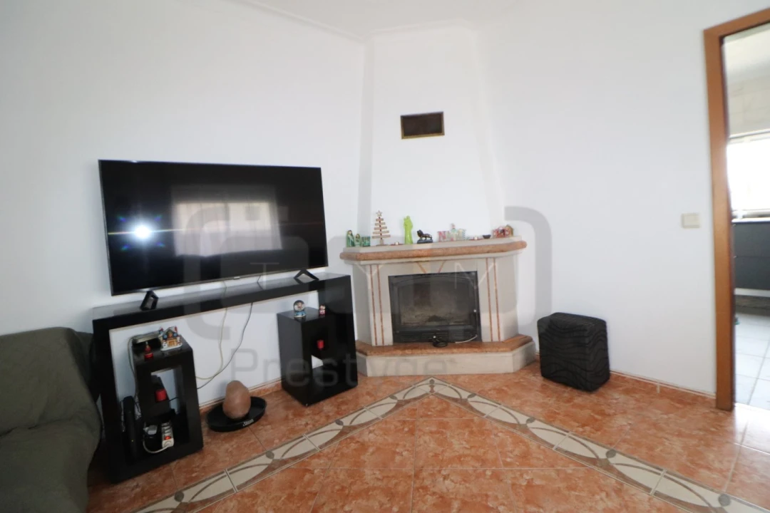 Moradia T5 para Venda em Asseiceira Foto 10