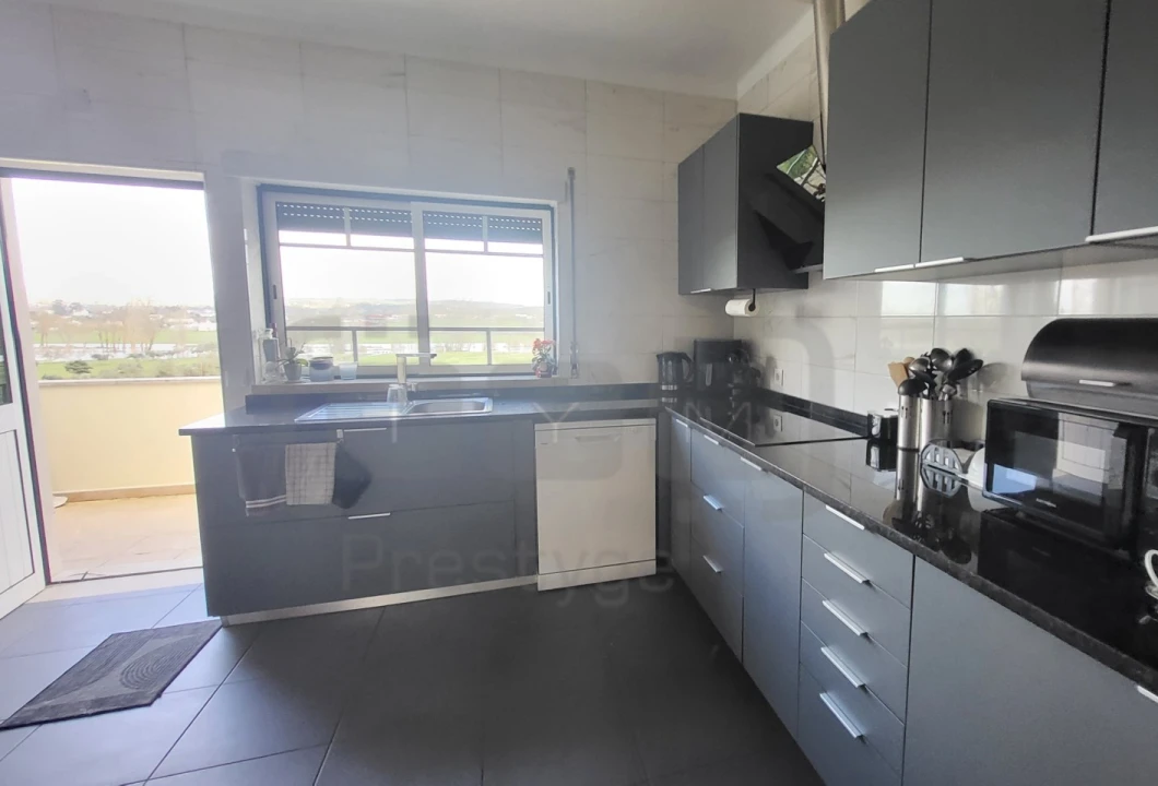 Moradia T5 para Venda em Asseiceira Foto 7