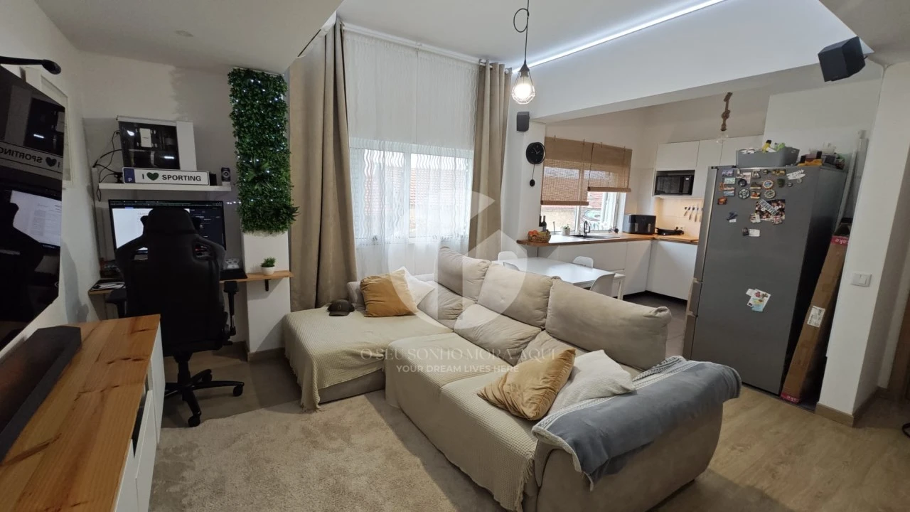 Apartamento T2 para Venda em Olhão Foto 11