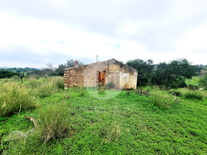 Moradia para Venda em Quelfes Foto 9