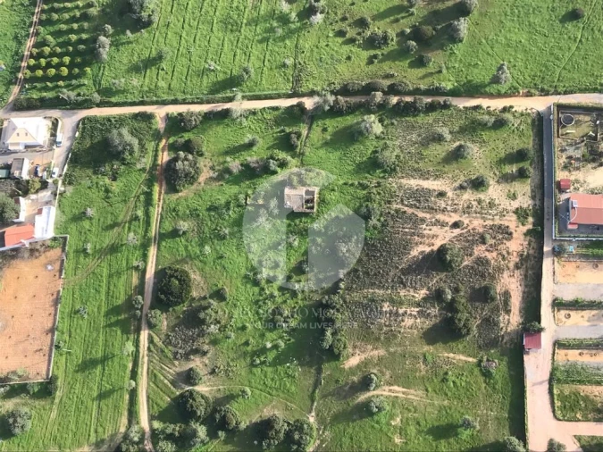 Moradia para Venda em Quelfes Foto 14