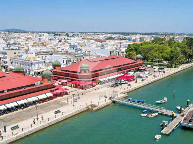 Apartamento T2 para Venda em Quelfes Foto 16