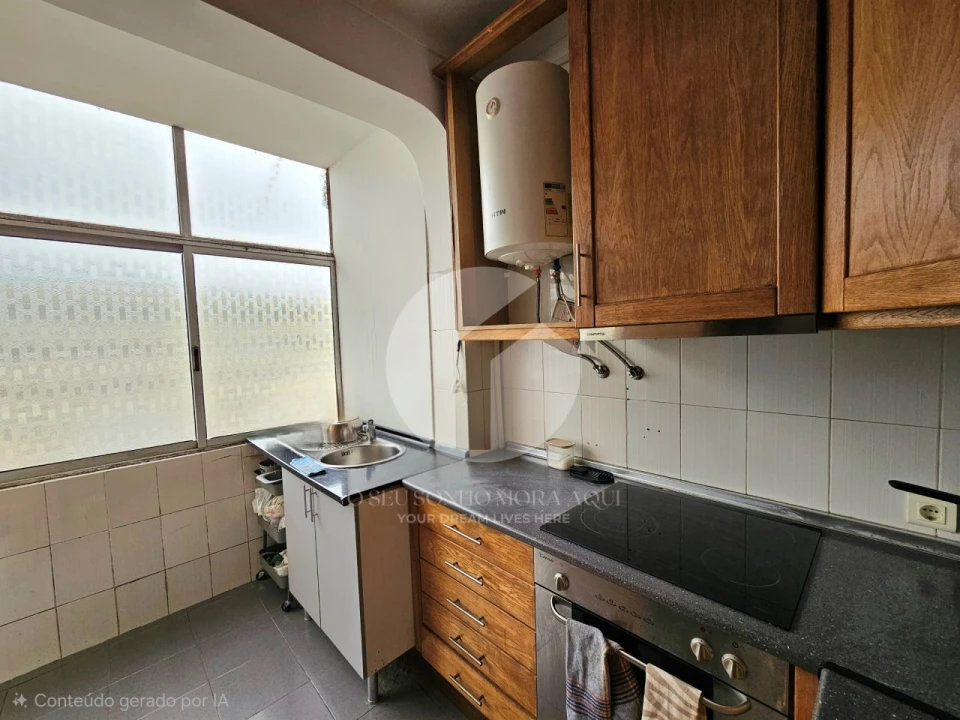 Apartamento T2 para Venda em Olhão Foto 7