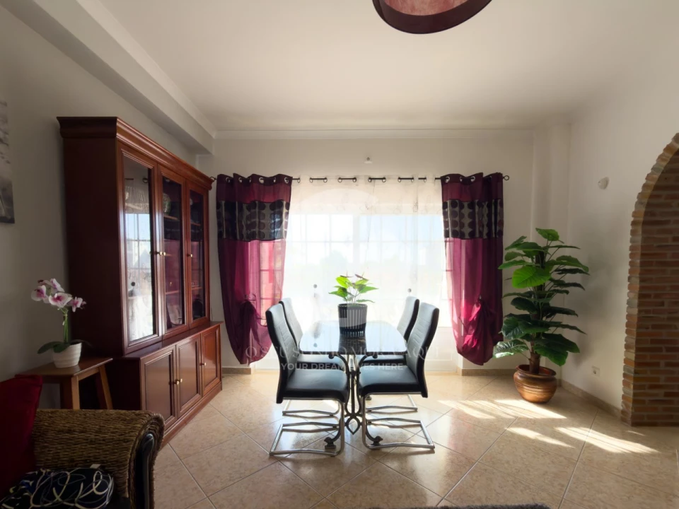 Moradia T5 para Venda em Pechão Foto 5