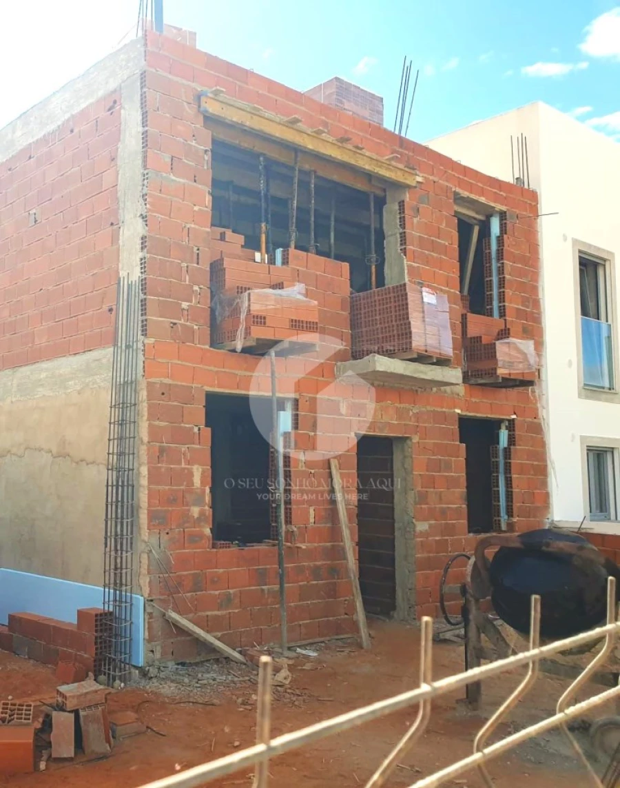 Moradia T4 para Venda em Moncarapacho e Fuseta Foto 9