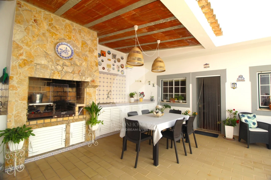 Moradia T3 para Venda em Olhão Foto 1