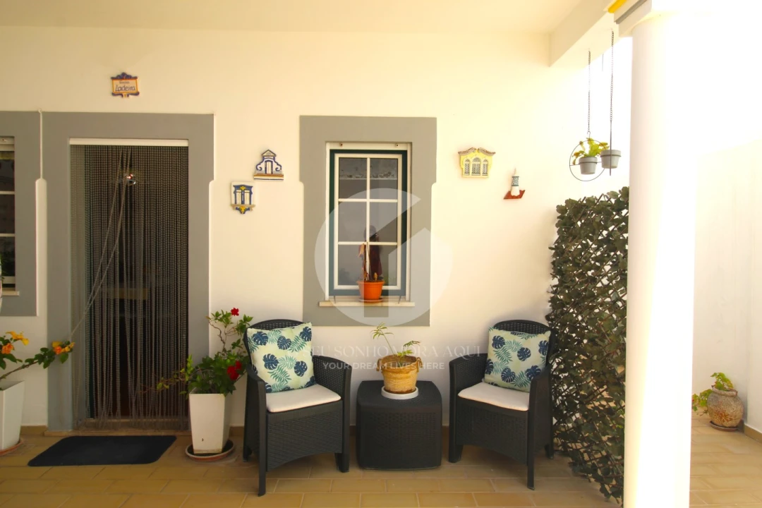 Moradia T3 para Venda em Olhão Foto 6