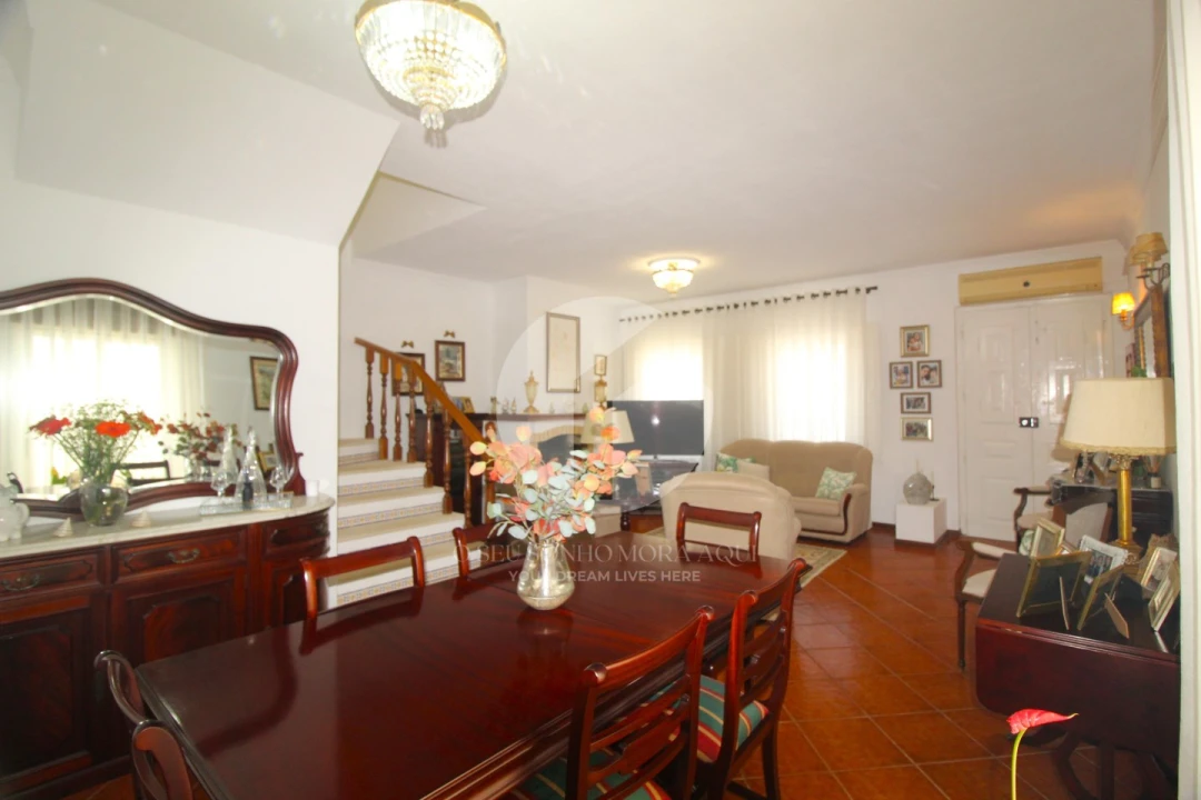 Moradia T3 para Venda em Olhão Foto 16