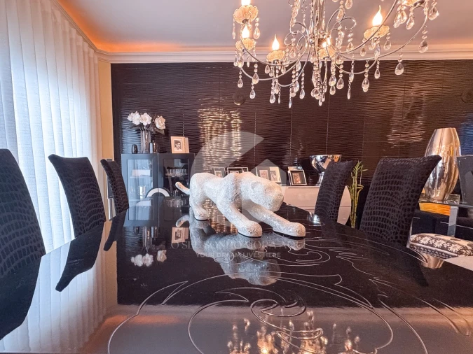 Moradia T4 para Venda em Quelfes Foto 4