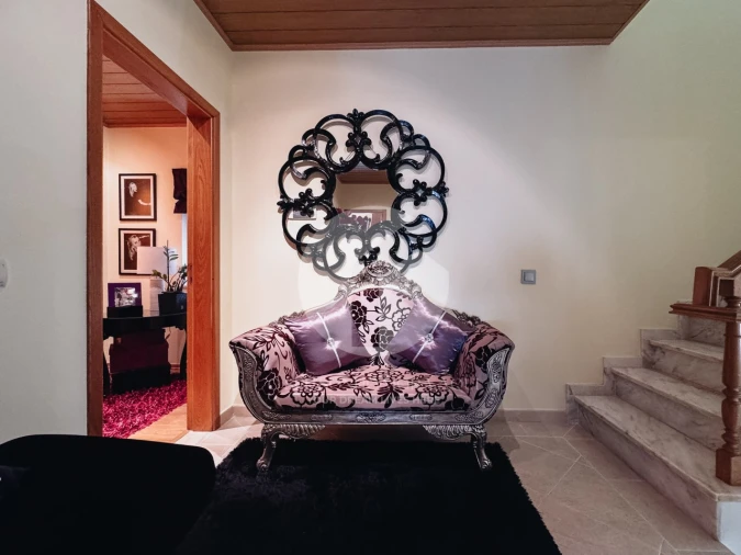 Moradia T4 para Venda em Quelfes Foto 16