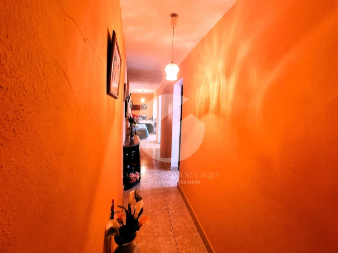 Moradia T2 para Venda em Quelfes Foto 15