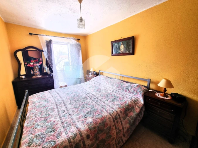 Moradia T2 para Venda em Quelfes Foto 23