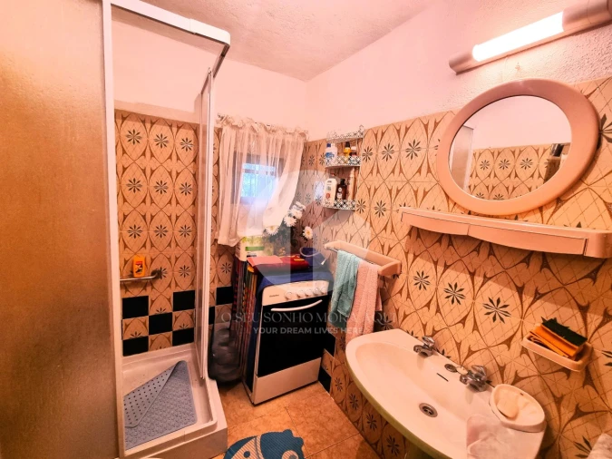 Moradia T2 para Venda em Quelfes Foto 24