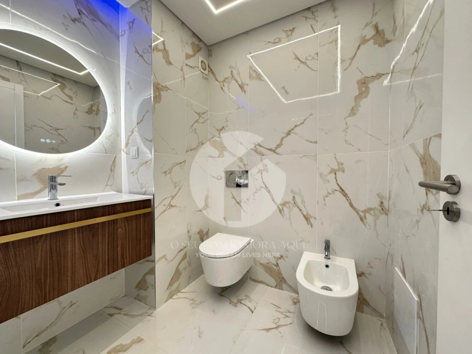 Apartamento T2 para Venda em Quarteira Foto 10