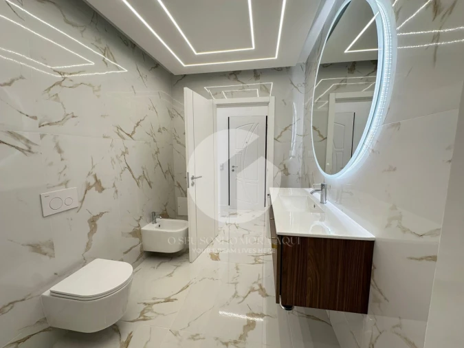 Apartamento T3 para Venda em Quarteira Foto 16