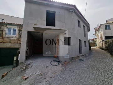 Moradia T3 para Venda em Alijo