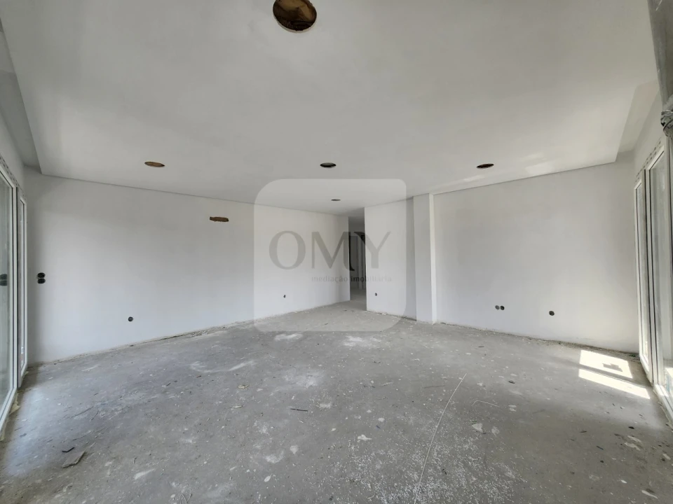 Apartamento T3 para Venda em Nossa Senhora da Conceição, São Pedro e São Dinis Foto 1