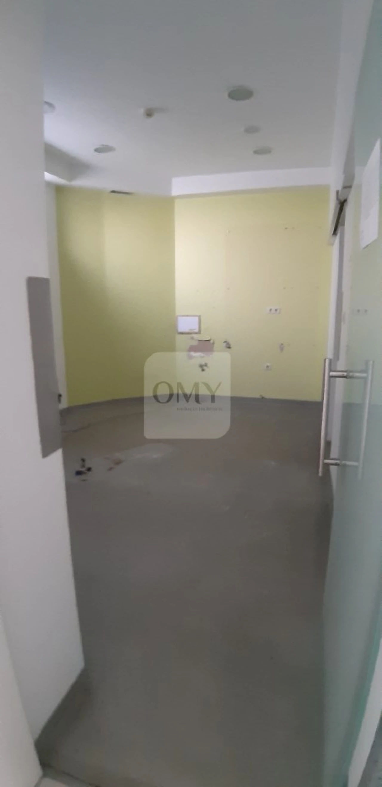 Loja para Venda em Valpaços e Sanfins Foto 9