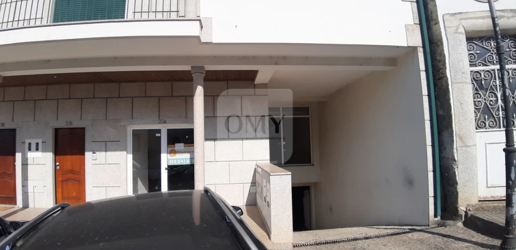 Loja para Venda em Murça Foto 1