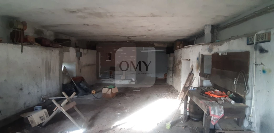 Moradia T3 para Venda em Abaças Foto 13