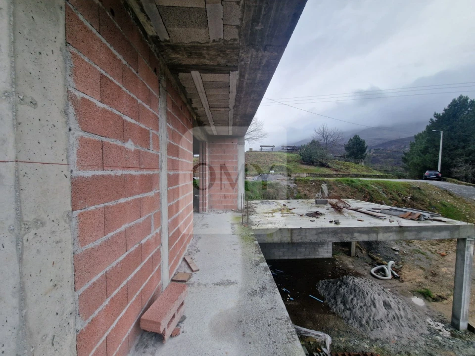 Moradia T3 para Venda em Adoufe e Vilarinho de Samardã Foto 23